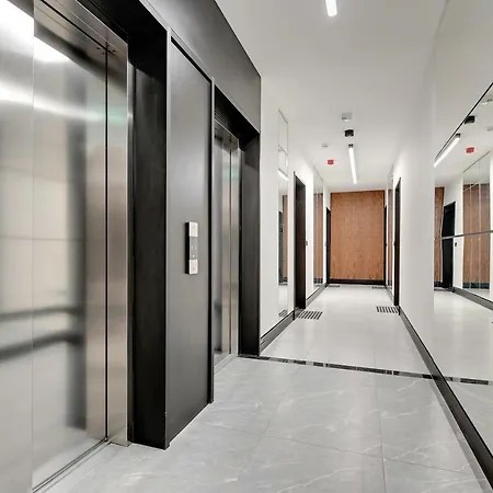 Platinium Floor View *